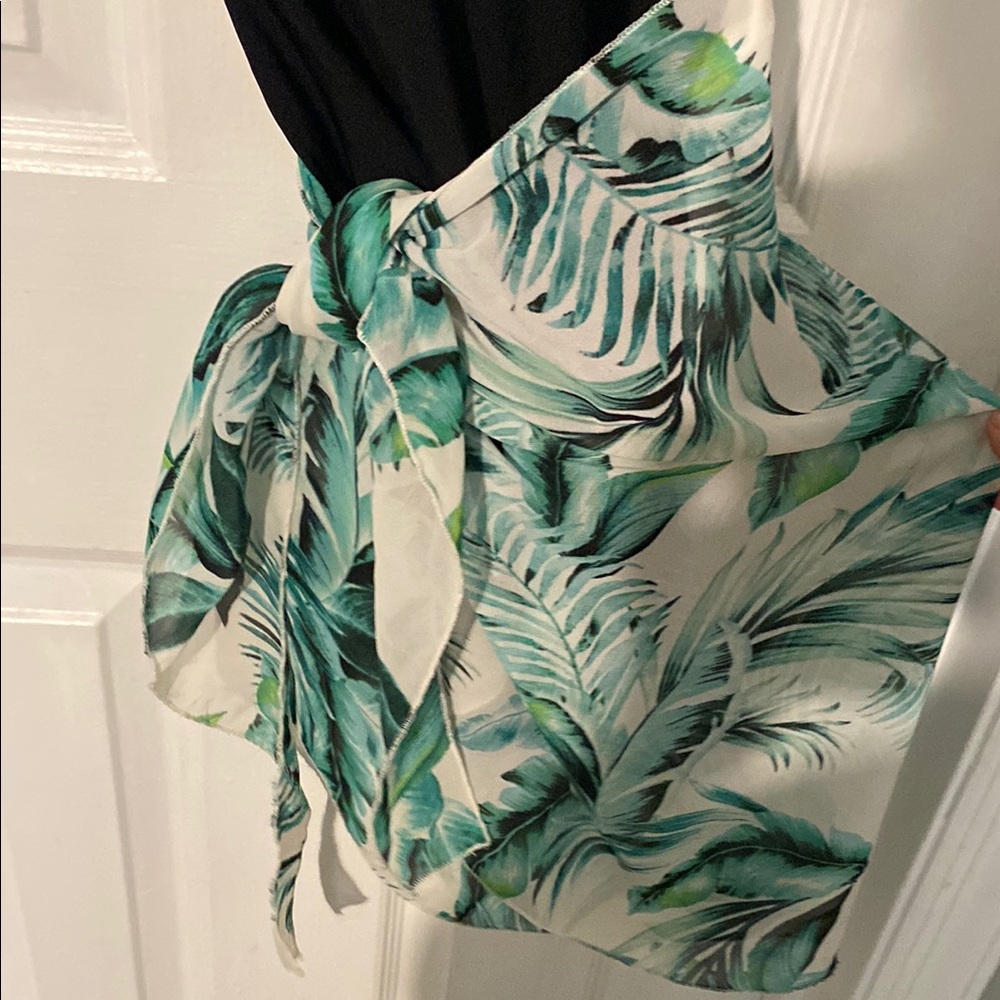 Tropical Leaf Print Women's Swim Cover-Up